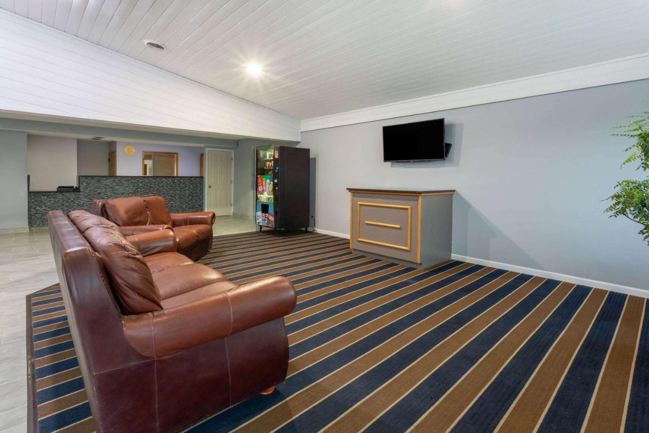 Desoto Inn & Suites Missouri Valley Ngoại thất bức ảnh